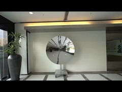 Patung Baja Tahan Karat