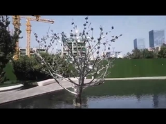 Patung Baja Tahan Karat