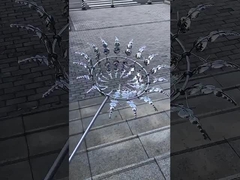 Patung Baja Tahan Karat