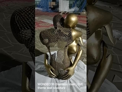 Patung Baja Tahan Karat